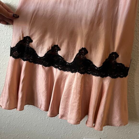 Y2K Victoria’s Secret Silk Lace Pink Slip Dress Size Medium - Picture 6 of 9